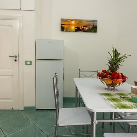 La Magia Del Mare Apartment Иския Екстериор снимка