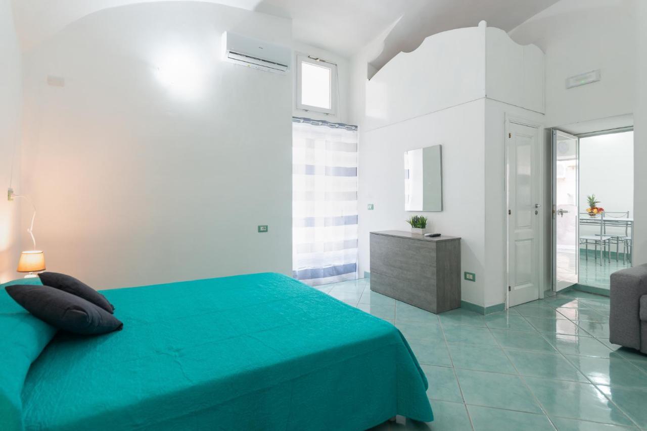 La Magia Del Mare Apartment Иския Екстериор снимка