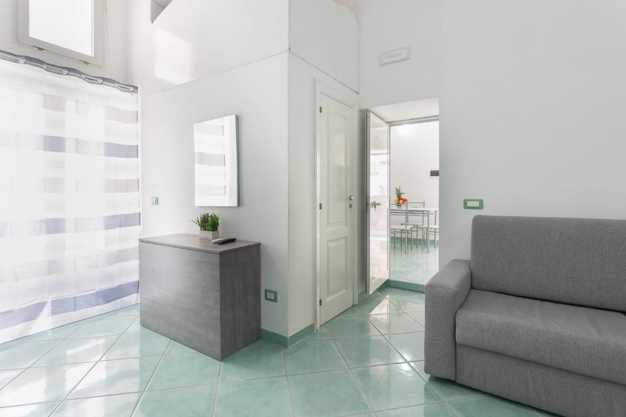 La Magia Del Mare Apartment Иския Екстериор снимка