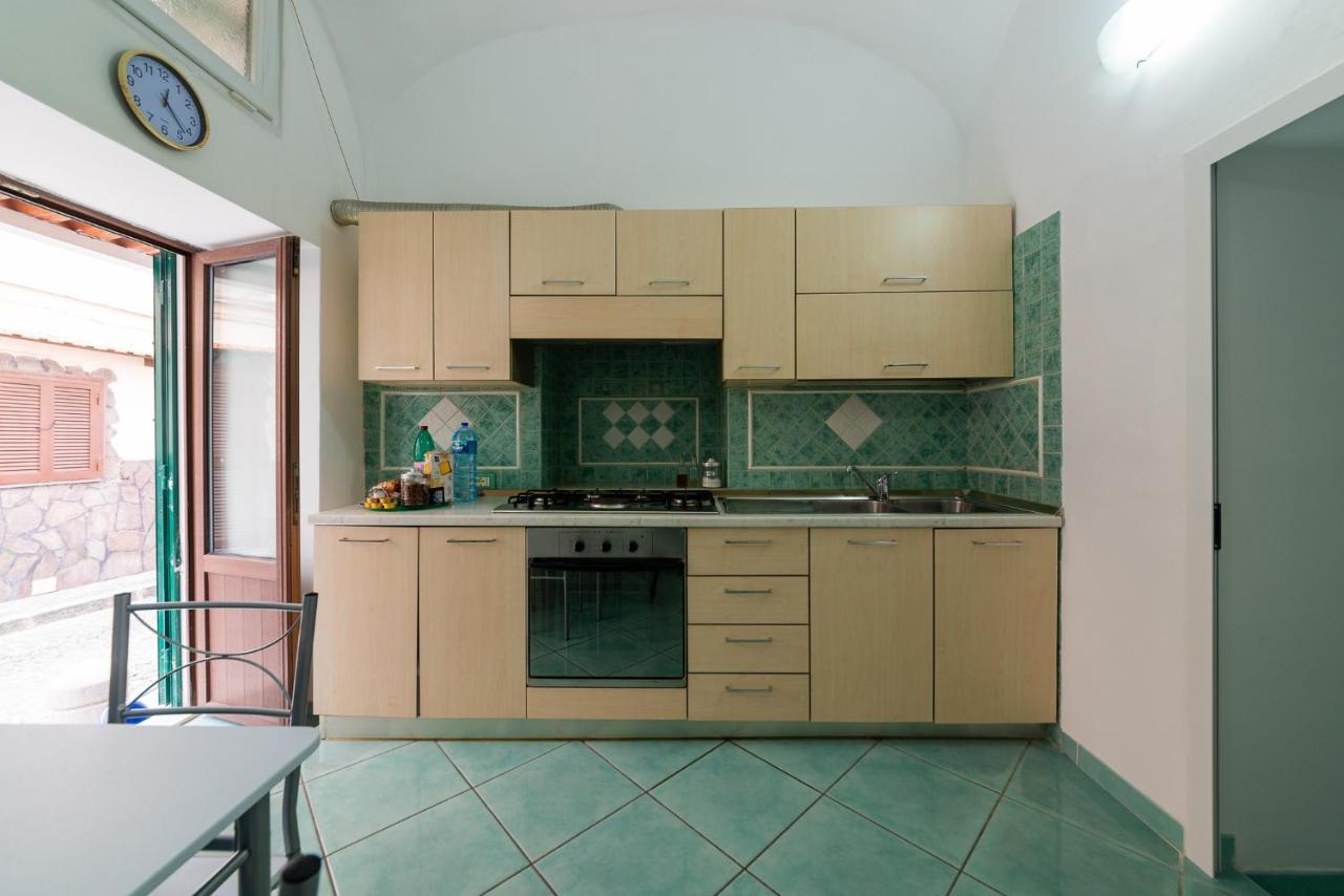 La Magia Del Mare Apartment Иския Екстериор снимка