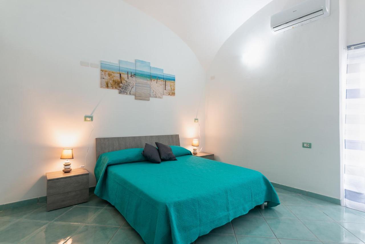 La Magia Del Mare Apartment Иския Екстериор снимка