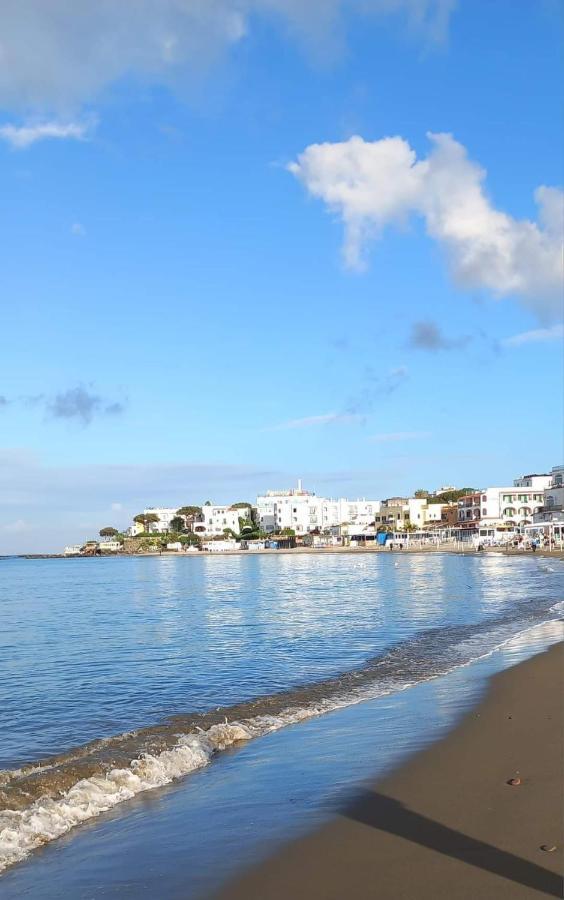 La Magia Del Mare Apartment Иския Екстериор снимка